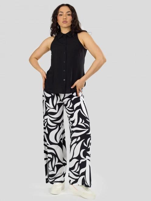 Fundango Myrto Sleeveless Shirt for women in black 5