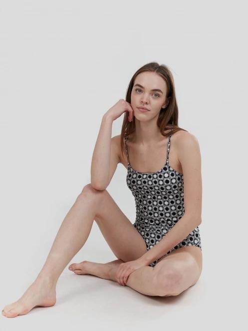 Fundango Lorida Classic Suit for women in black 5