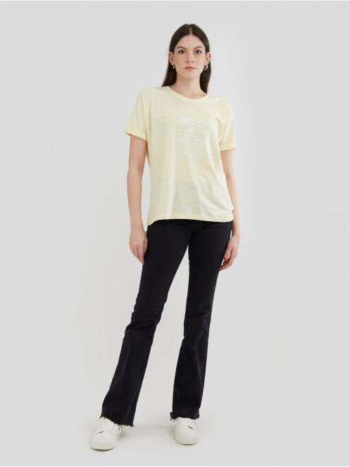 Fundango Nissa T-shirt for women in yellow 4
