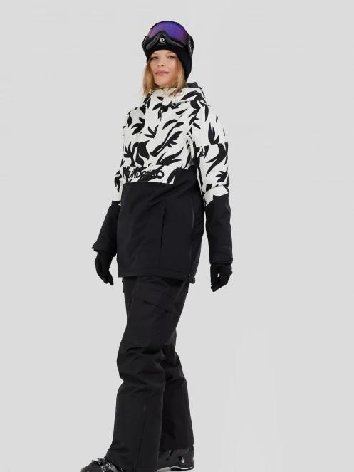 Fundango Birch ECO Logo Anorak for women in black 6