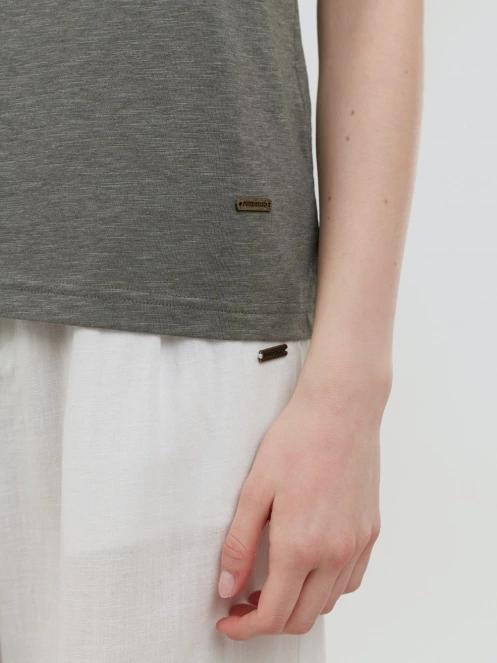 Fundango Amira T-shirt for women in oliv 6