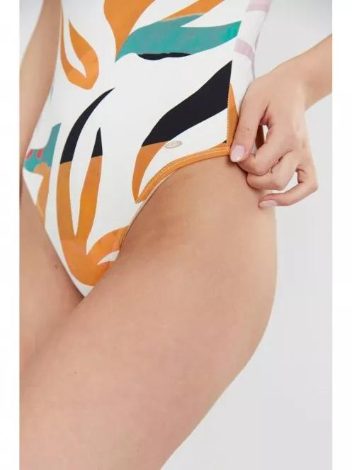 Fundango Lorida Classic Suit for women in white 4