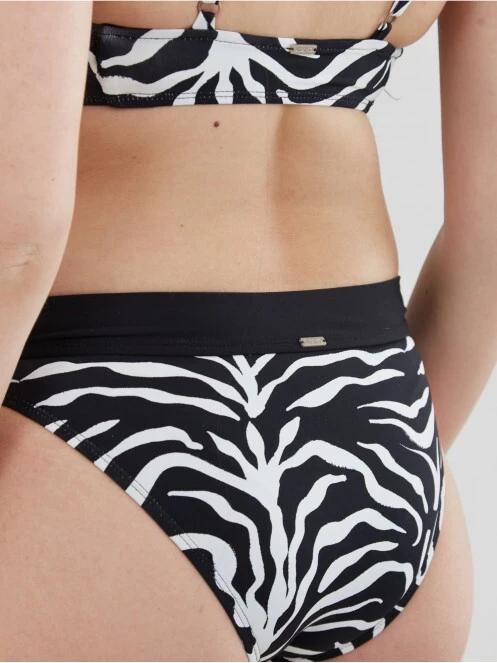 Fundango Sahara Mid Waist Full Bottoms for women in black 5