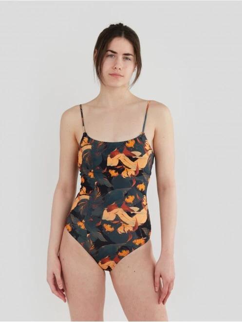 Fundango Lorida Classic Suit for women in multicolor 2