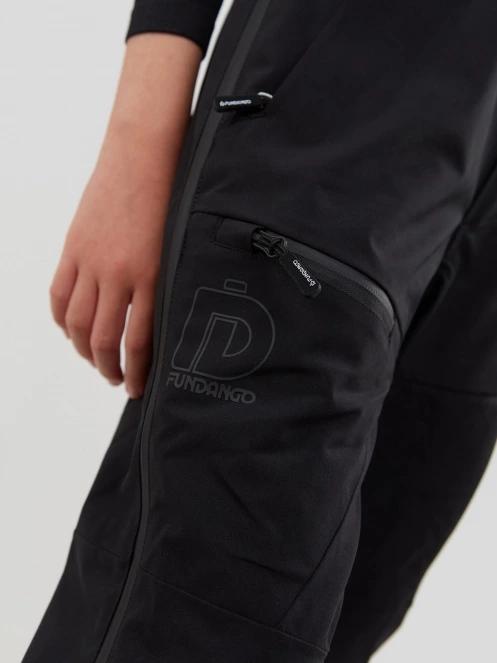 Fundango Mugo JUN Fullzip Pants in black 8