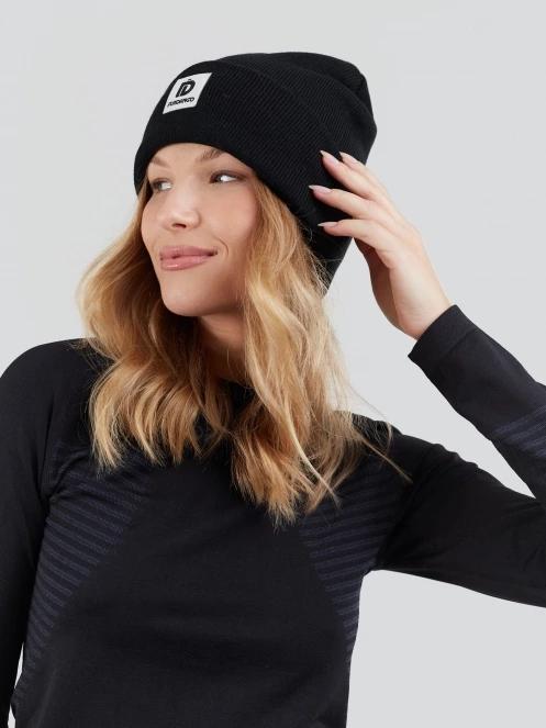 Fundango Kingdom Beanie for women in black 3