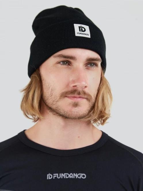 Fundango Kingdom Beanie for women in black 4