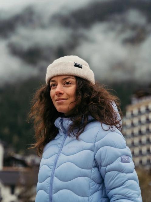 Fundango Blitz Beanie in white 4