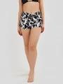 Fundango Elderberry Boardshort for women in black 1