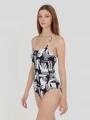 Fundango Lorida Classic Suit for women in black 1
